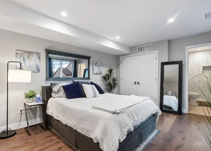 Luxurydenver Studio W Hot Tub 2 Mi To Downtown
